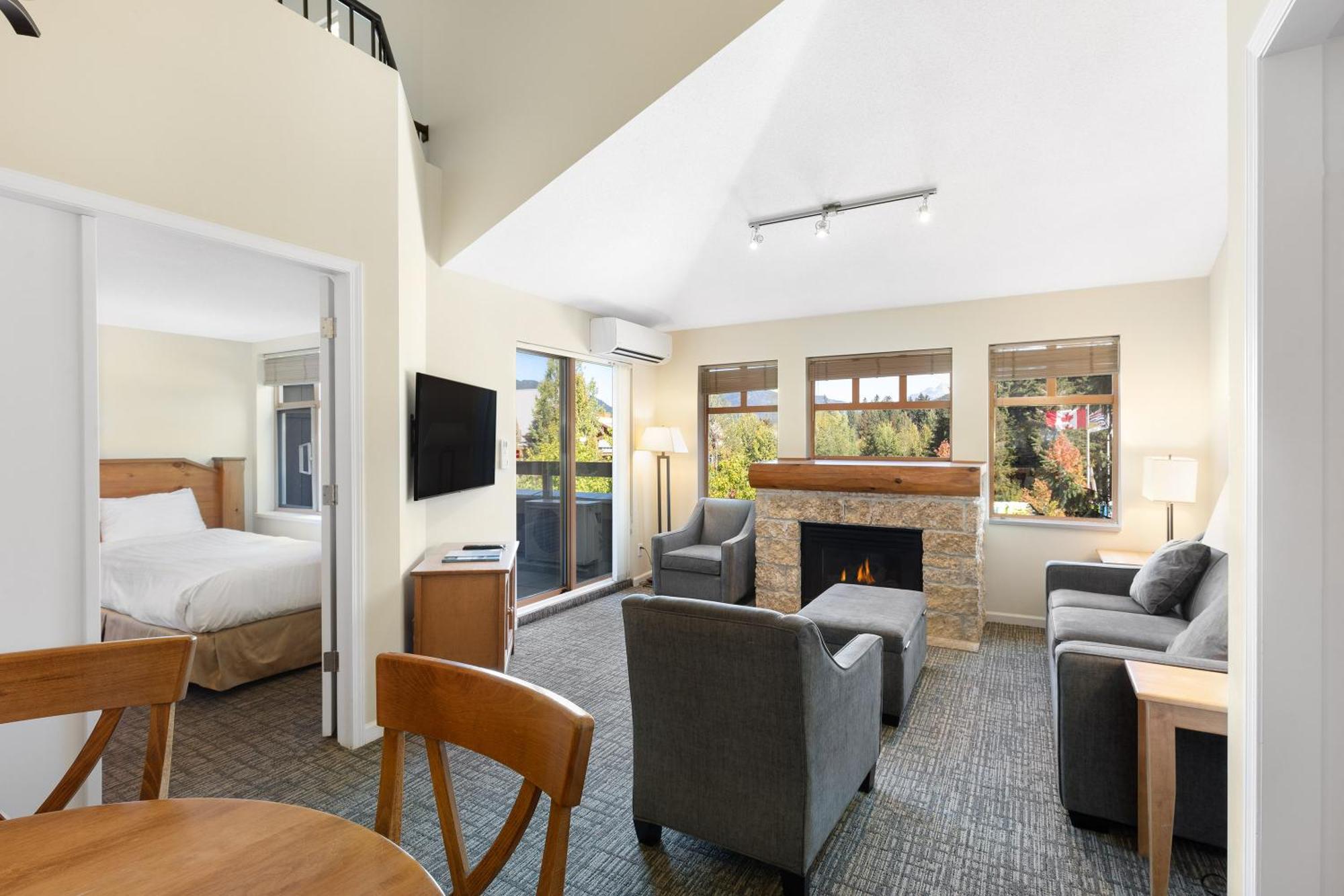 Tyndall Stone Lodge By Whiski Jack Whistler Bagian luar foto