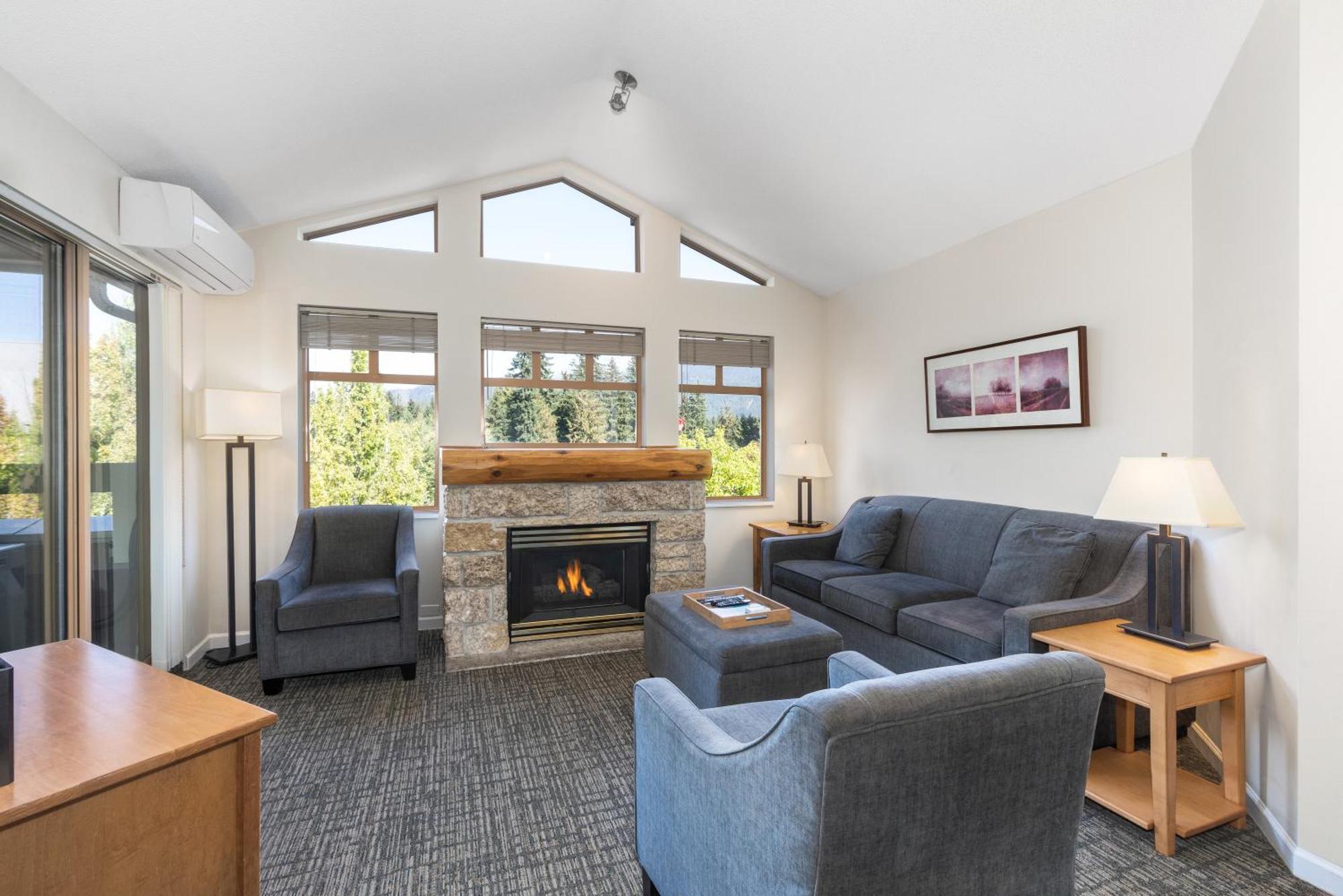 Tyndall Stone Lodge By Whiski Jack Whistler Bagian luar foto
